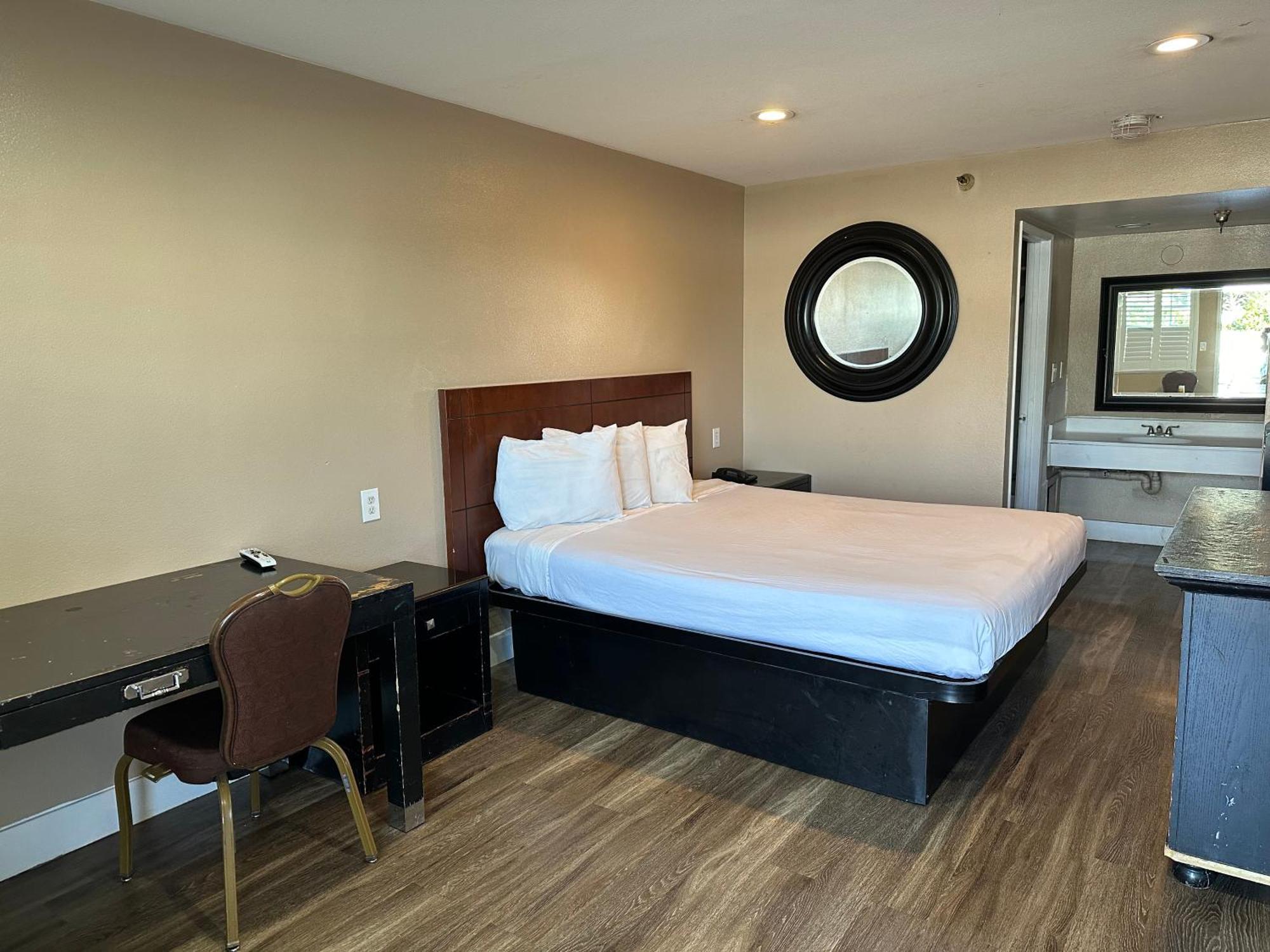 The Dixie Orange County Otel Stanton Dış mekan fotoğraf