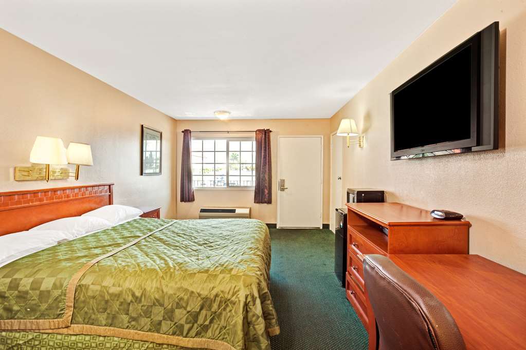 The Dixie Orange County Otel Stanton Oda fotoğraf